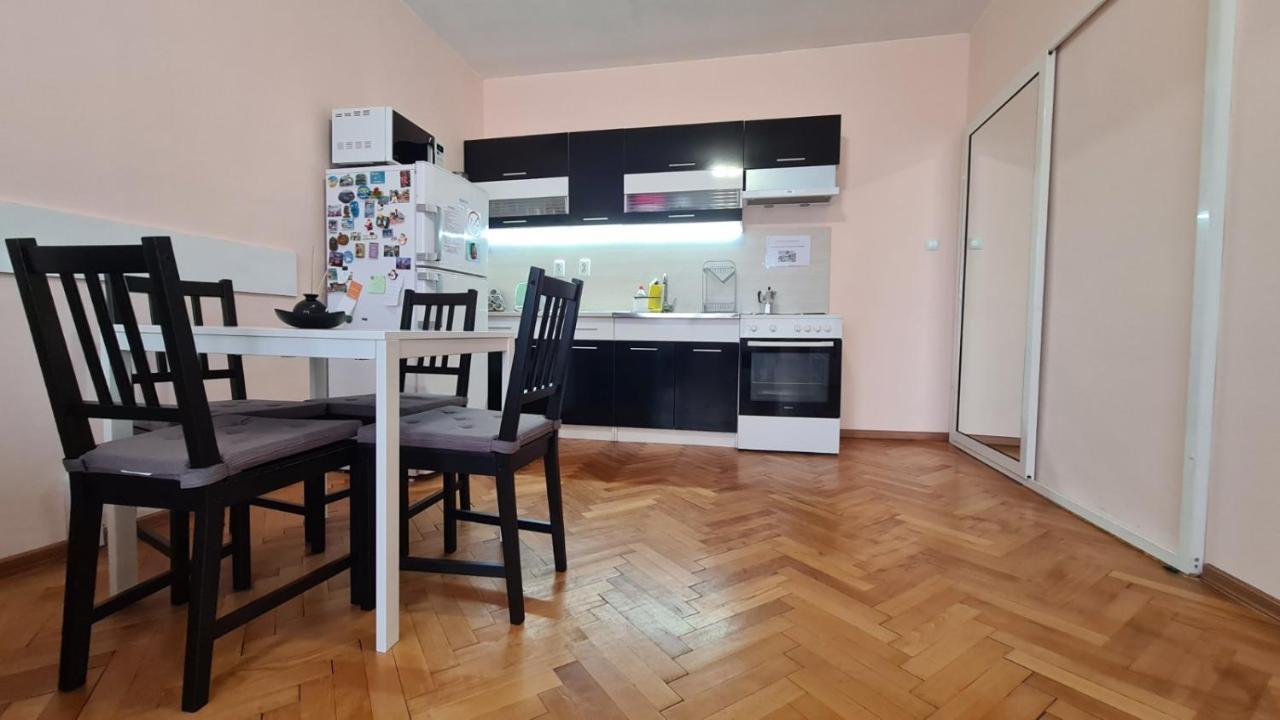 סופיה Lovely City Center 1Bd, 1Bt Apartment מראה חיצוני תמונה