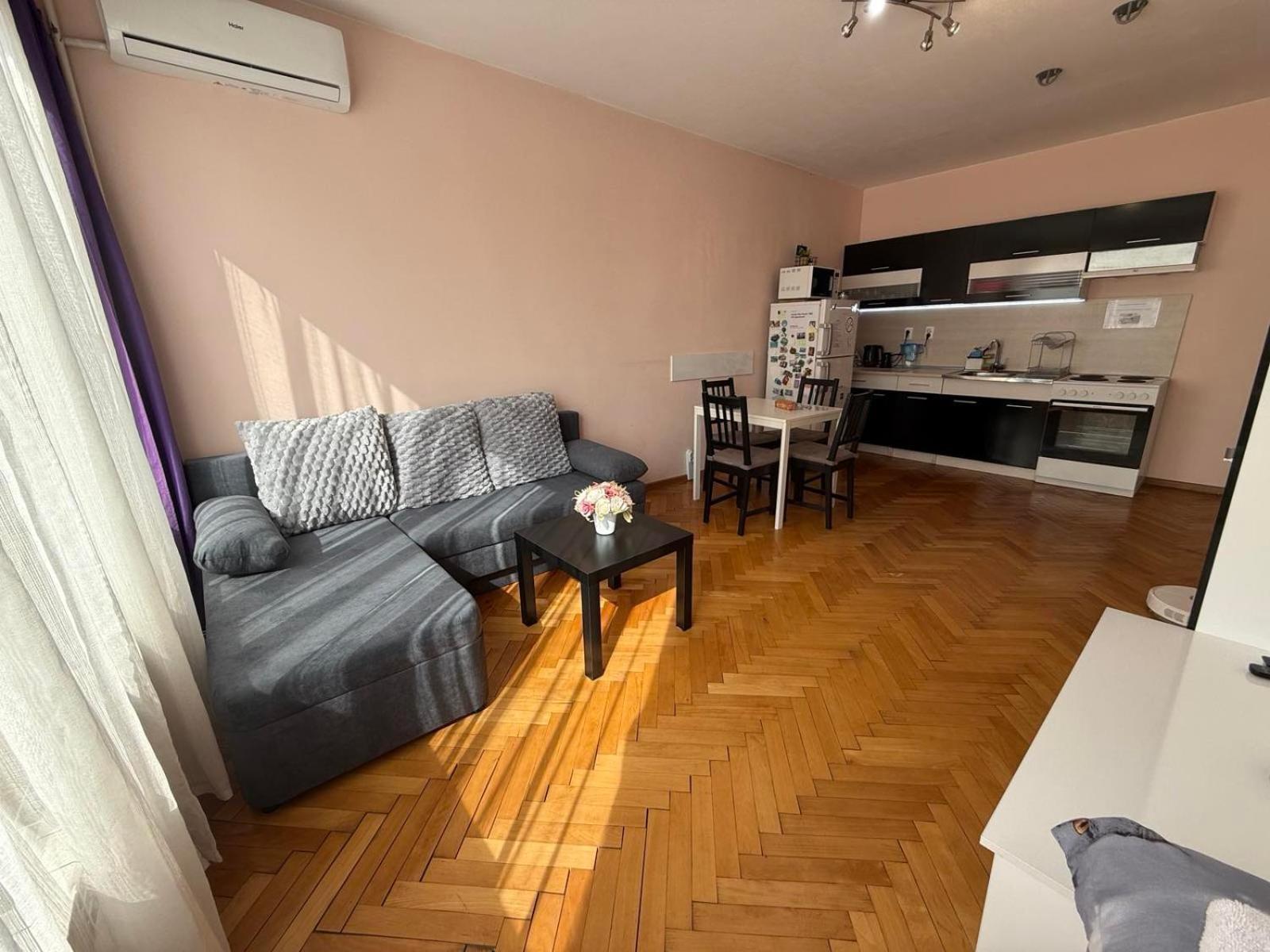 סופיה Lovely City Center 1Bd, 1Bt Apartment מראה חיצוני תמונה